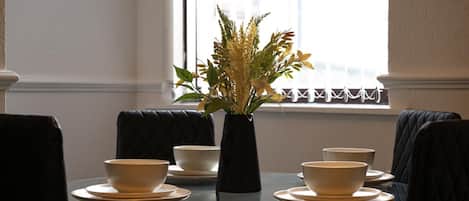 House | Dining