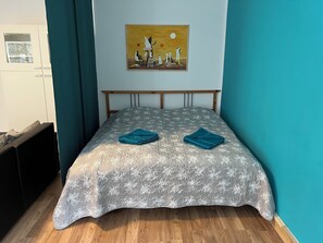 1 bedroom, iron/ironing board, WiFi, bed sheets