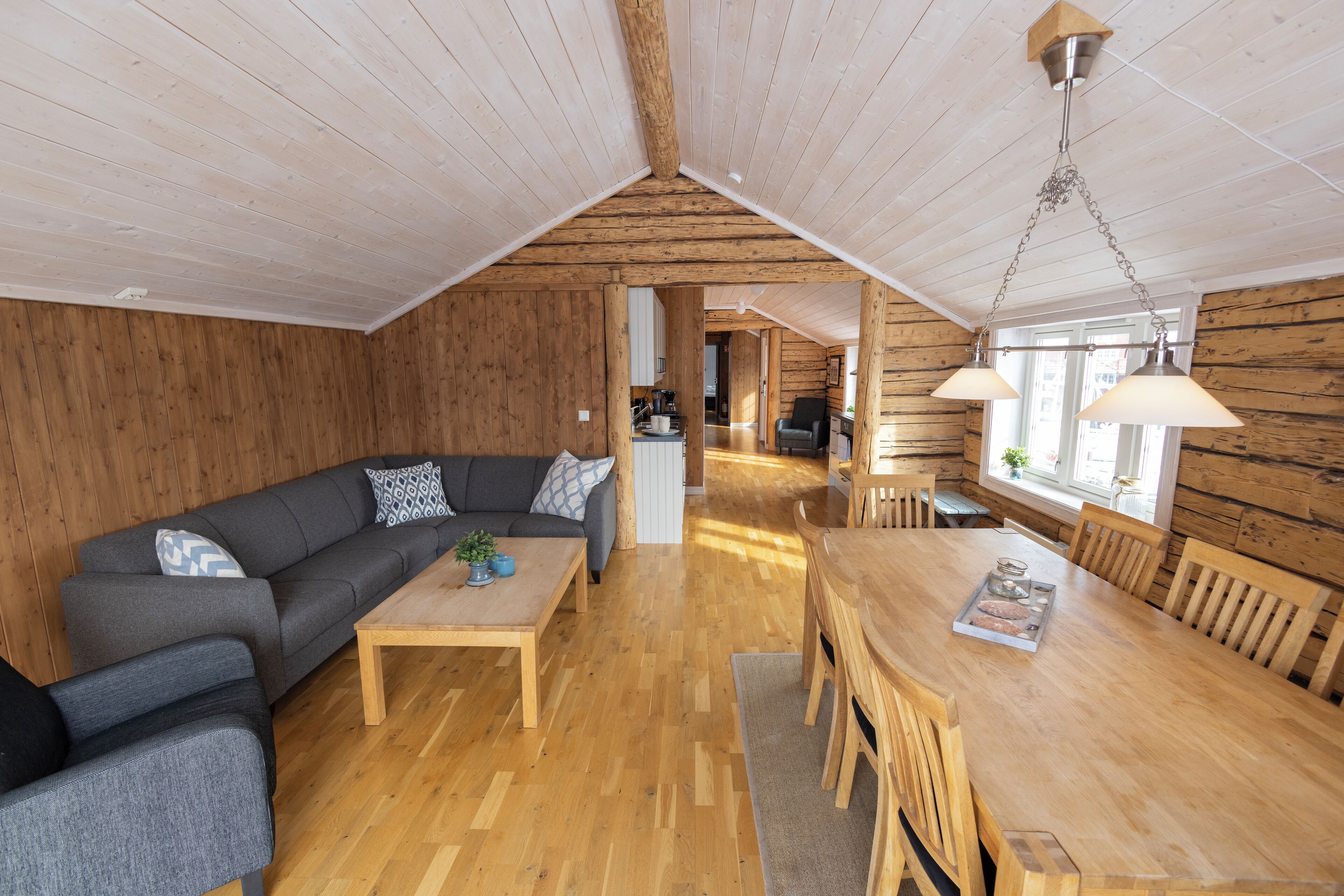 Hytte – superior, 4 soverom, havneutsikt, ved havkanten | Oppholdsområde