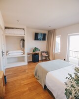 Habitación con 1 cama doble o 2 individuales | Escritorio y wifi gratis