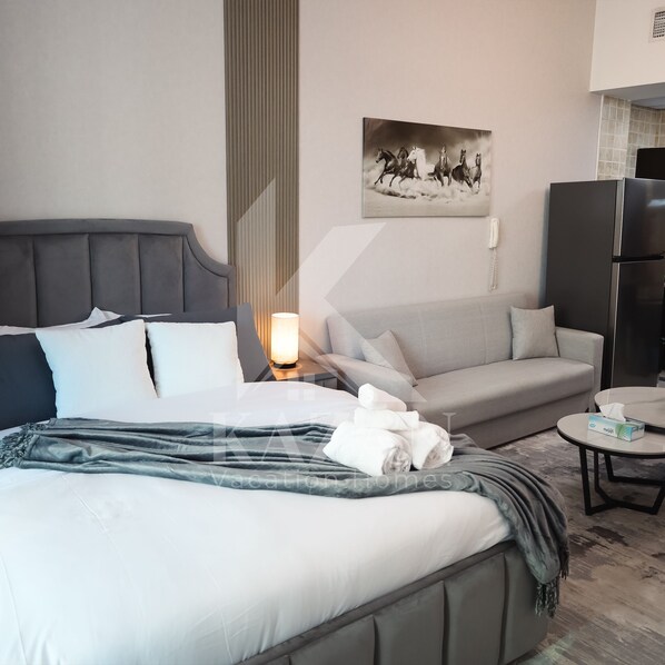 1 habitación, tabla de planchar con plancha, wifi y ropa de cama 