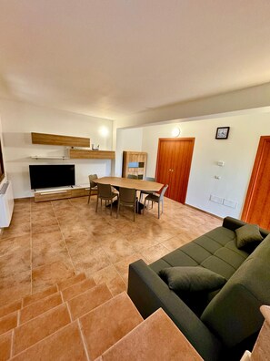 Smart TV - Kitty House (Spilinga)