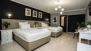 Minibar, in-room safe, individually decorated, individually furnished