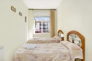 Apartment | 3 bedrooms - Rossi in Lloret de Mar (Lloret de Mar)