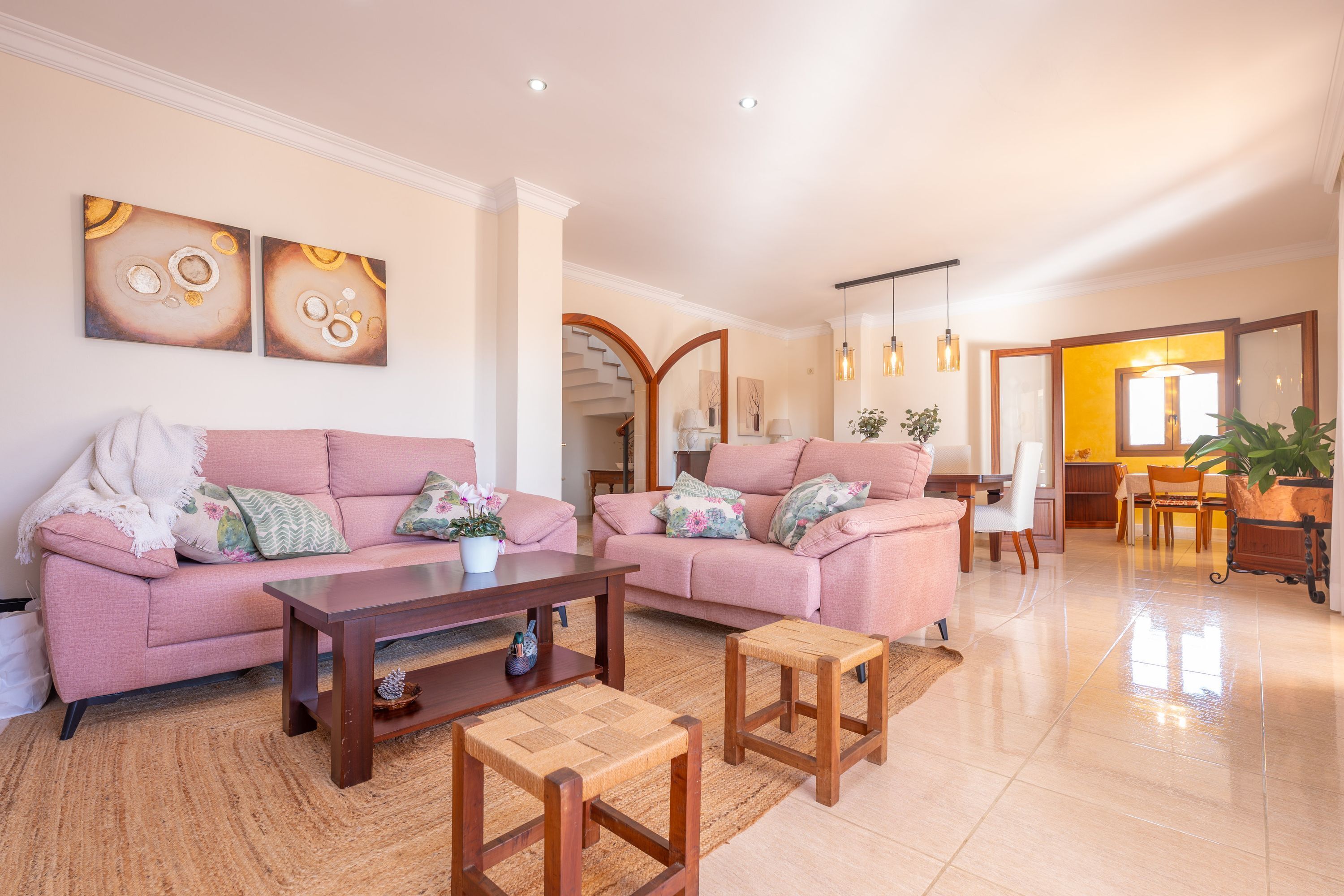 4 bedrooms