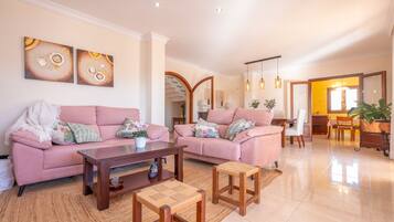 4 bedrooms