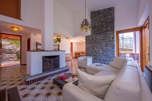 Villa | 2 bedrooms - Villa Marilyn in Nesso (Nesso)