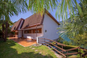 别墅 | 2 多间卧室