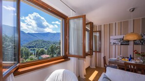 Unclassified image, 2 of 26, button - Bellavista Mezzegra in Lenno (Tremezzina)