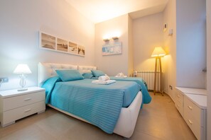 Villa | 4 bedrooms - Villa Lucia Laglio in Laglio (Laglio)