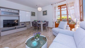 Apartment - Carlazzo Sant Agata Apt 01 (Carlazzo)
