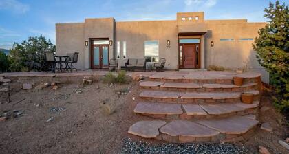 Mesa View Stunning & Secluded!