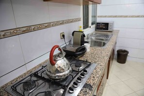Microwave, oven, stovetop, dishwasher - The Little Prince Prince of Agadir (Agadir)