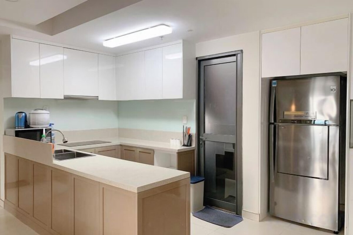 Cuisine privée | Réfrigérateur, four à micro-ondes, surface de cuisson