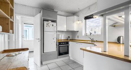 Lovely home in Grevinge with WiFi