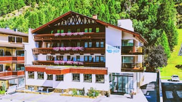 Facciata della struttura