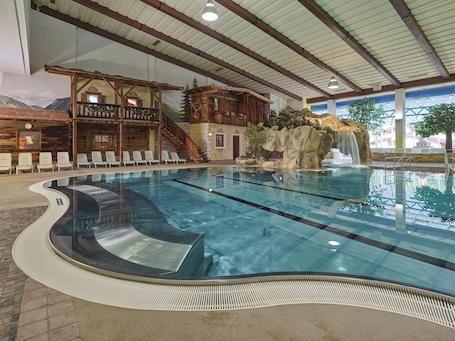 Indoor pool. Hotel Birkenhof