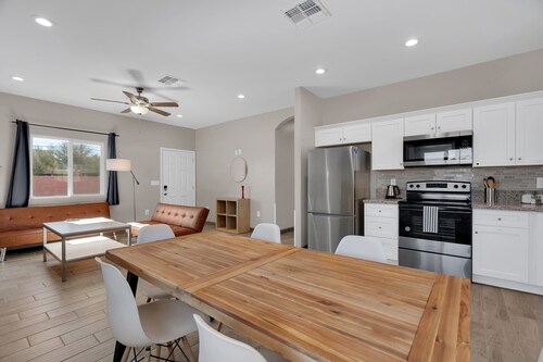 A-Mountain Wonder! HUGE yard, dogs OK - Brand New everything Close to GEM SHOW!