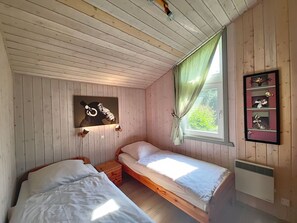 House | 2 bedrooms, individually furnished - Ferienhaus mit Sauna im Ferienpark Mirow (Mirow)