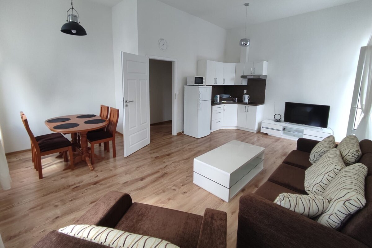 Apartment 22