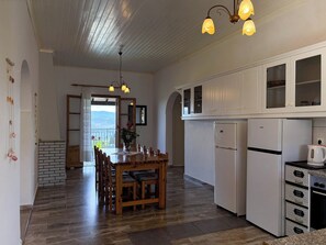 Electric kettle - Villa Marialetta (Corfu)