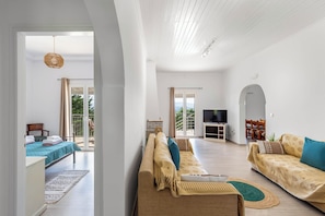 Basic Villa, Sea View | Living area | TV