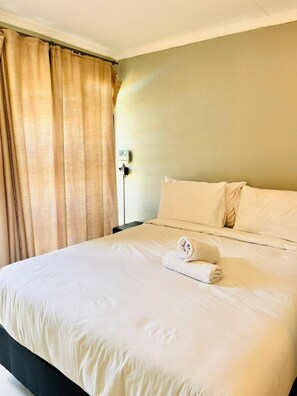 Villa, 3 Bedrooms, Accessible, Smoking | 3 bedrooms