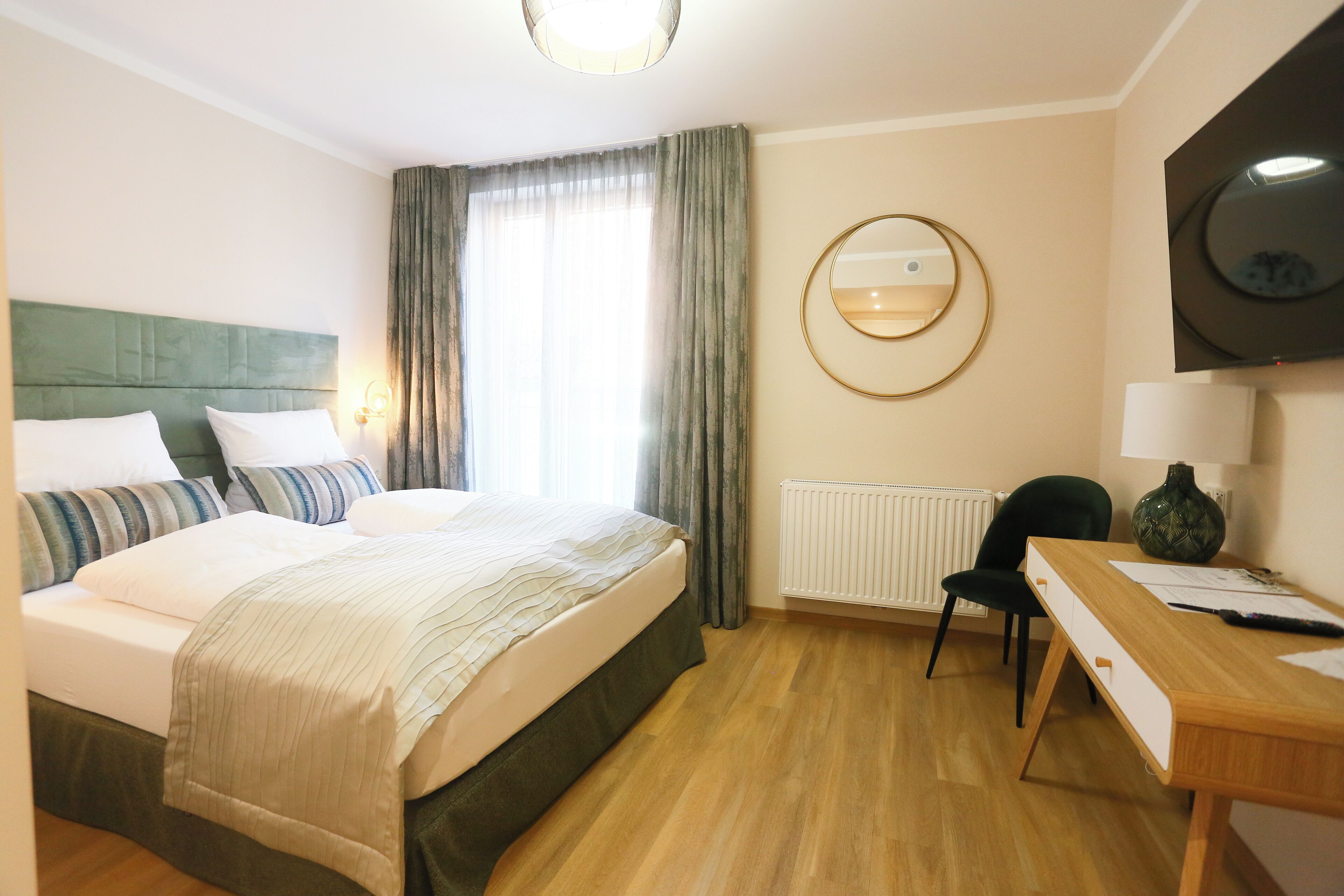 In-room safe, desk, laptop workspace, iron/ironing board