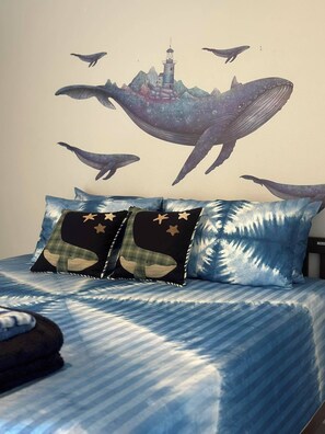 Classic Double Room, 1 King Bed, Air conditioning, City View | Free WiFi, bed sheets - Wan Nonlean (Si Racha)