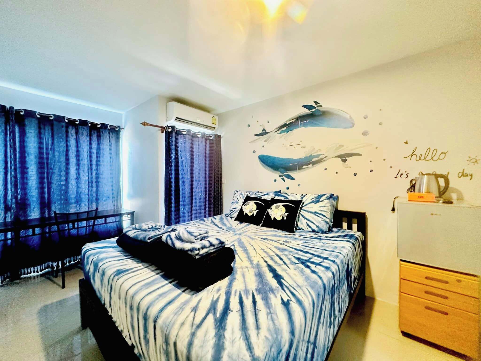 Classic Double Room, 1 King Bed, Air conditioning, City View | Free WiFi, bed sheets