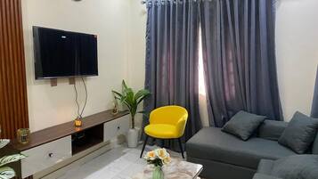 Bungalow, 1 Bedroom, Smoking | Living room