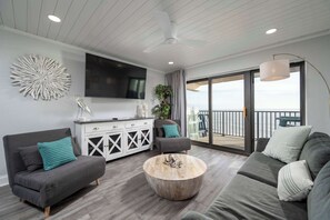 Televisie en een kantoor