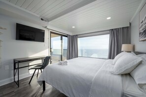 3 bedrooms, desk, iron/ironing board, WiFi