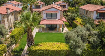 Stone Villa Near Long Beach & Kusadasi Mall with Big Front Yard