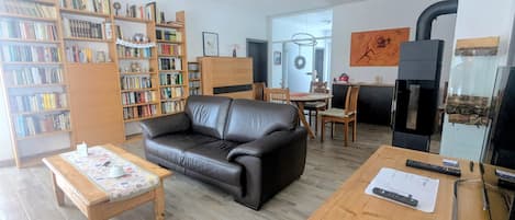 Smart TV, fireplace, foosball, books