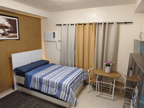 1 bedroom, desk, iron/ironing board, free WiFi