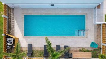 Apartamento, 3 quartos | Piscina | Piscina externa