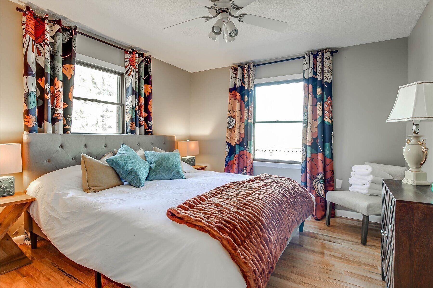 3 bedrooms, desk, iron/ironing board, WiFi