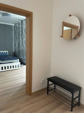 1 chambre, fer et planche à repasser, Wi-Fi, draps fournis