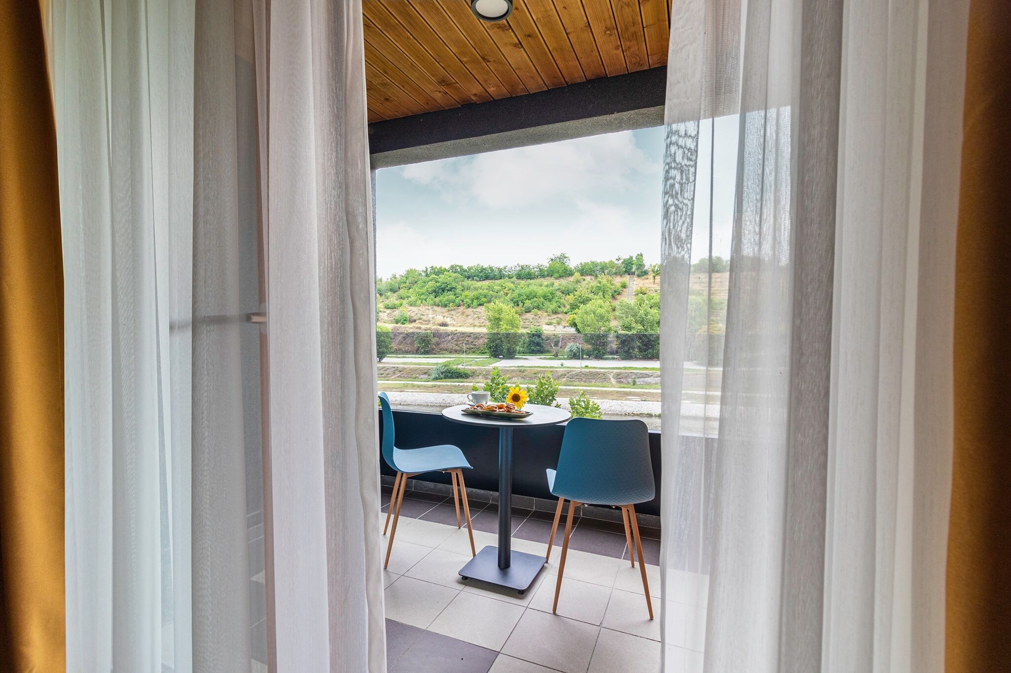 Minibar, in-room safe, desk, blackout curtains