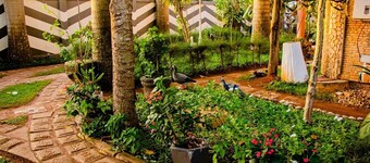 Large, beautiful wooded house in a unique vintage style, with 650m² of living space