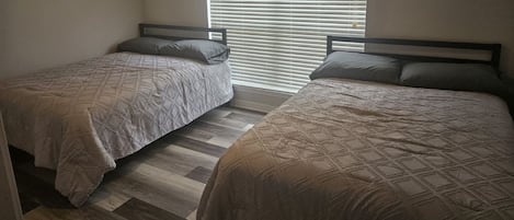 WiFi、ベッドシーツ