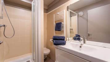 Een douche, een haardroger