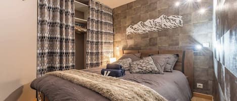 3 Schlafzimmer, Bügeleisen/Bügelbrett, Reisekinderbett, WLAN