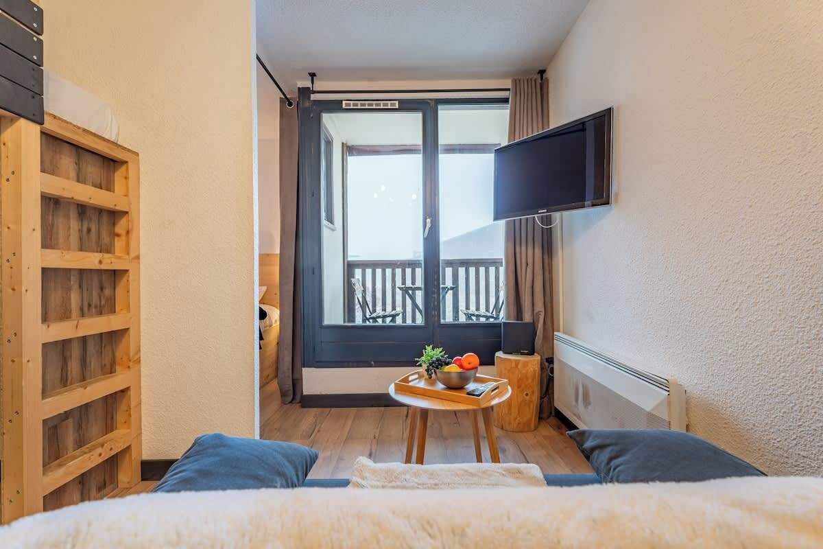 1 dormitorio, tabla de planchar con plancha, cuna de viaje y wifi