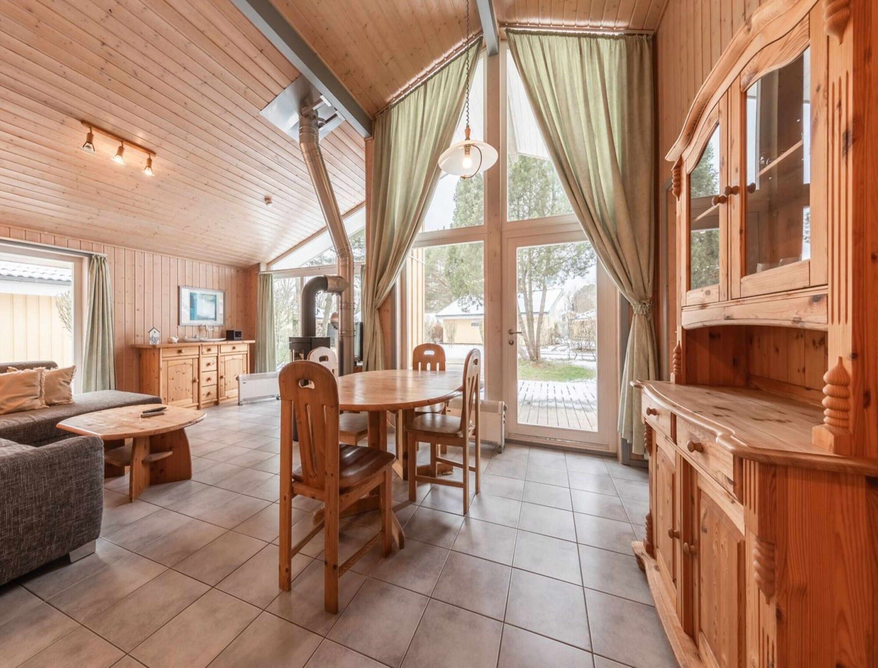 House | Dining