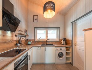 Hus | Eget kjøkken | Høy barnestol