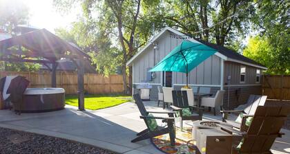 Stylish & Romantic with Hot Tub