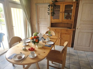 Casa | Cozinha privada | Cadeirão de bebê