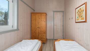 House | 2 bedrooms, individually furnished